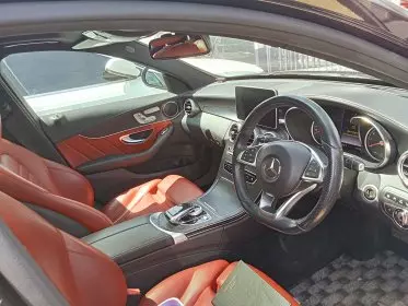 Mercedes-Benz C200