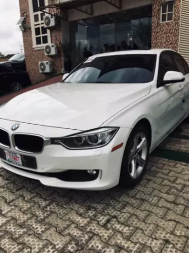 BMW 320i