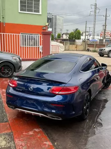 Mercedes-Benz C 300