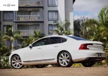 Volvo S90