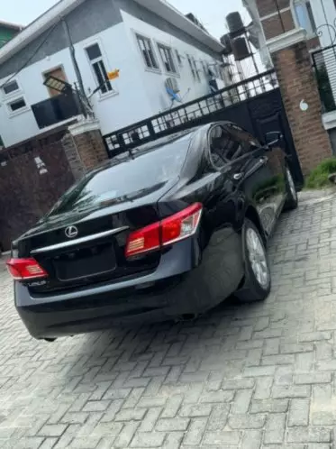 Lexus ES 250