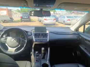 Lexus NX 200T