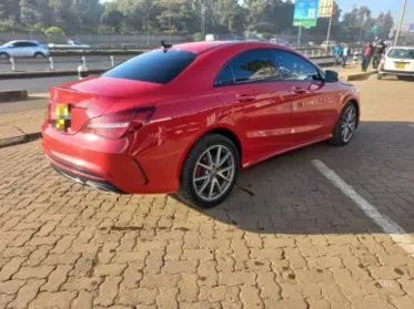 Mercedes-Benz CLA 250