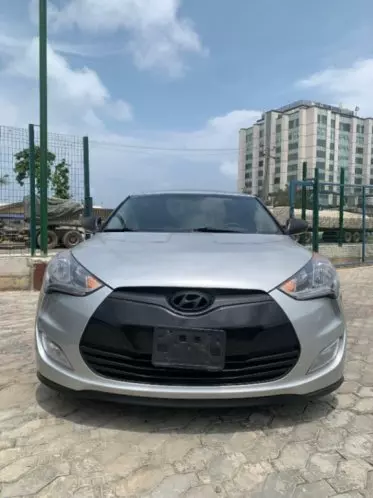 Hyundai Veloster