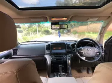 Toyota Landcruiser  V8