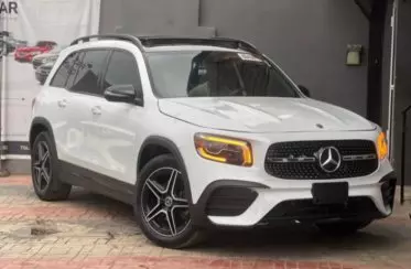 Mercedes-Benz GLB 250