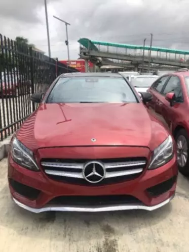 Mercedes-Benz C 300
