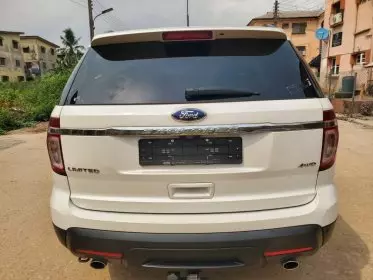 Ford Explorer