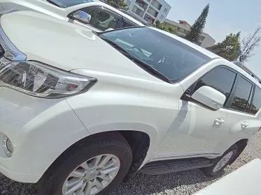 Toyota Landcruiser Prado