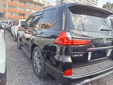 Lexus LX 570