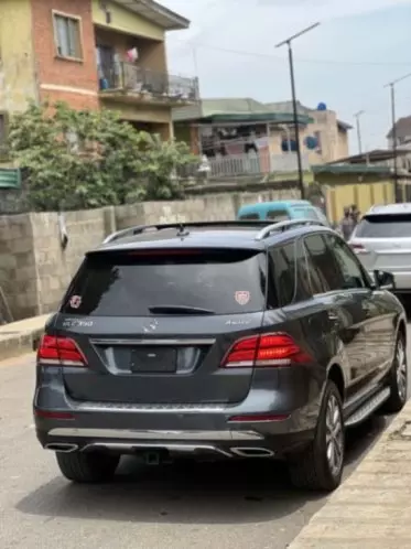 Mercedes-Benz GLE 350