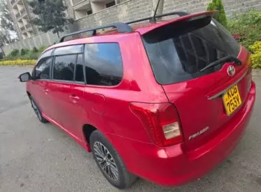 Toyota Fielder 