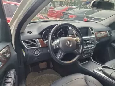 Mercedes-Benz ML 350