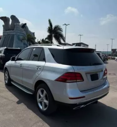 Mercedes-Benz GLE 350