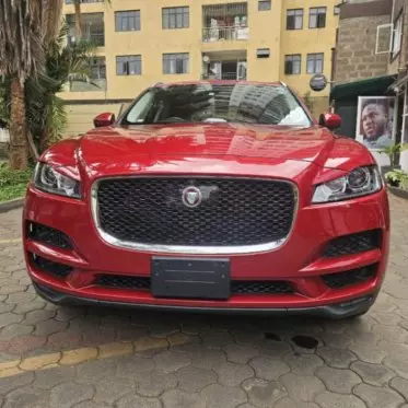 Jaguar F-Pace