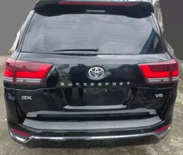 Toyota Land Cruiser GXR