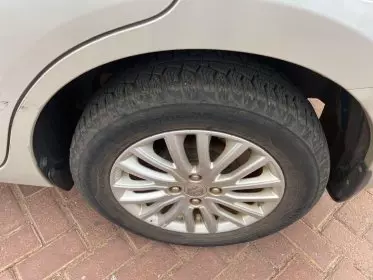 SUZUKI Dzire GL