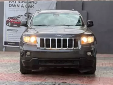 JEEP Laredo