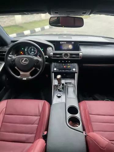 Lexus IS 350