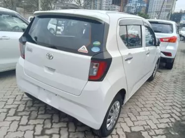 Toyota Pixis 