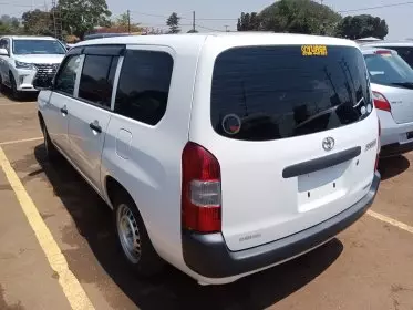 Toyota Succeed 