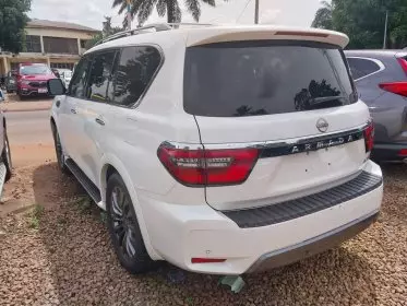 Nissan Armada