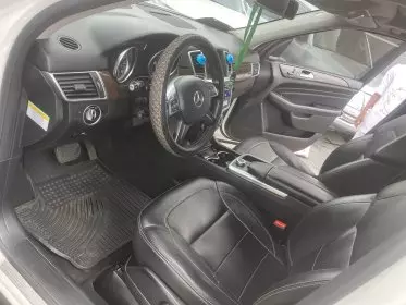 Mercedes-Benz ML 350