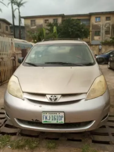 Toyota Sienna