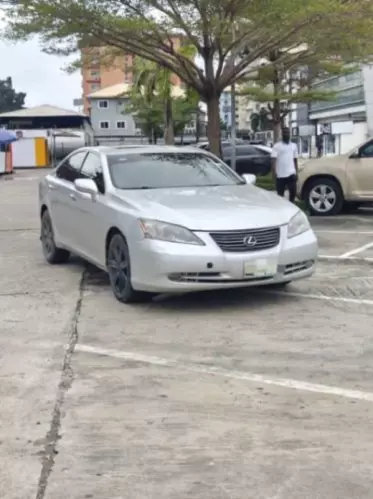 Lexus ES 300