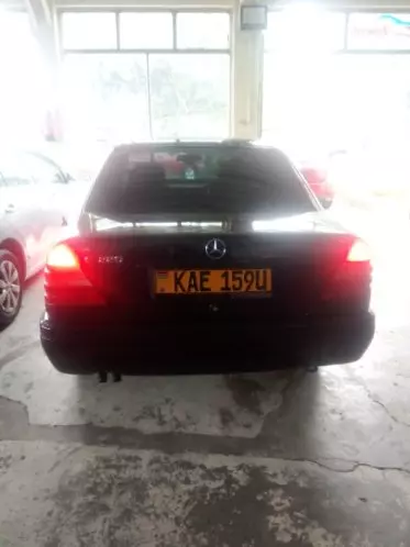 Mercedes-Benz C220