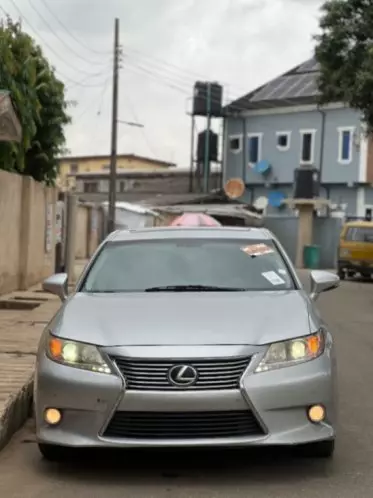 Lexus ES 350