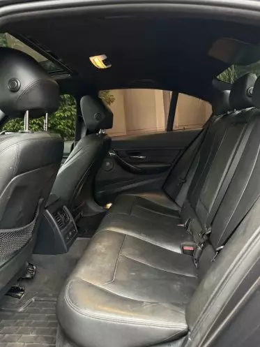 BMW 328i