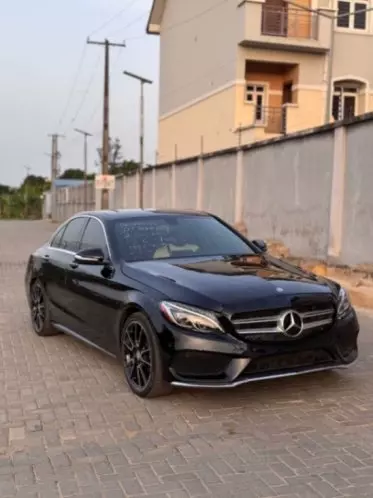 Mercedes-Benz C400