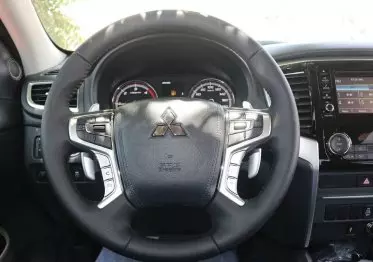 Mitsubishi L200 D/C Sportero A/T