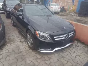 Mercedes-Benz C 300