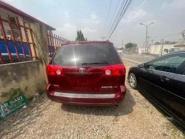 Toyota Sienna