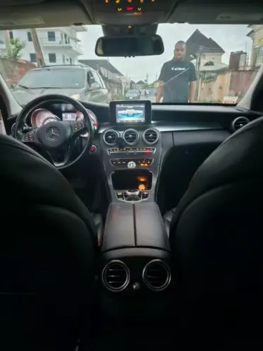 Mercedes-Benz C 300