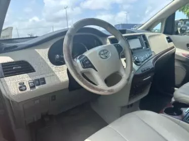 Toyota Sienna