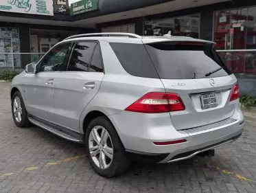Mercedes-Benz ML 350