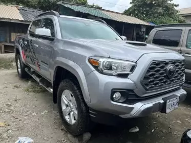 Toyota Tacoma