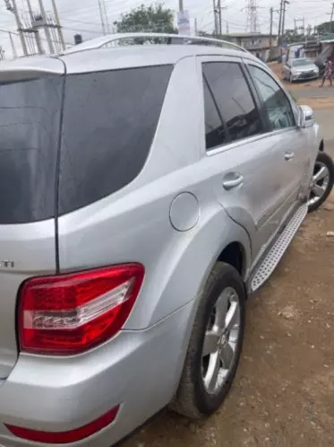 Mercedes-Benz ML 350