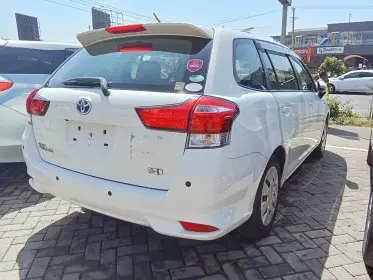 Toyota Fielder hybrid