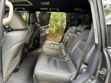 Toyota Landcruiser  V8