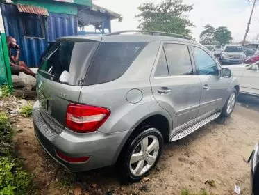 Mercedes-Benz ML 350