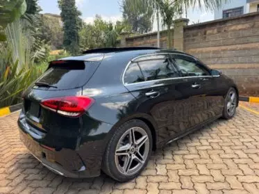 Mercedes-Benz A 180