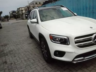 Mercedes-Benz GLB 250