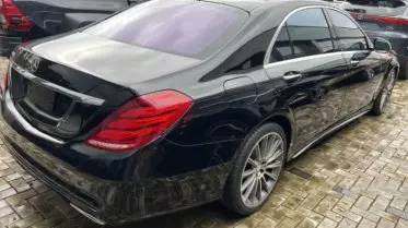 Mercedes-Benz S 550