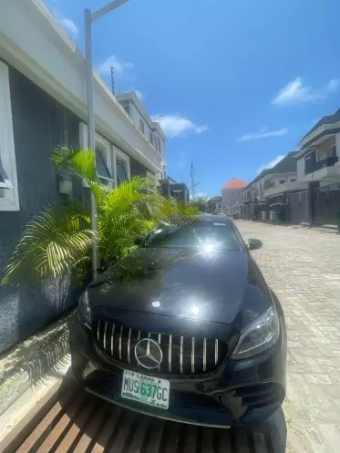 Mercedes-Benz C 300