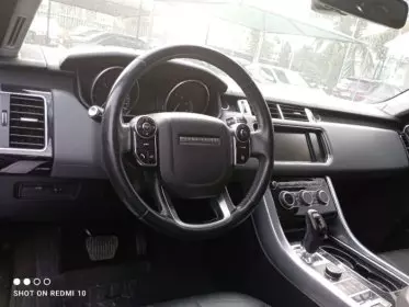 RANGE ROVER Autobiography