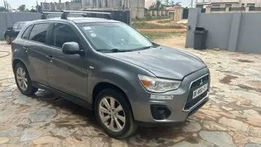Mitsubishi Outlander Sport